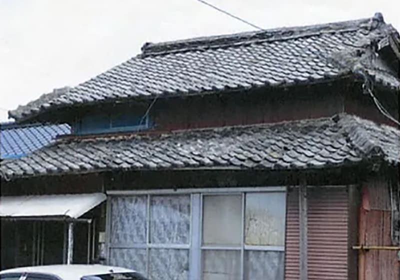 いぶし瓦再生前